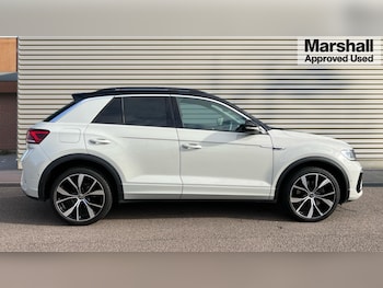 Used Volkswagen T-Roc 2023 for sale - 76393732: Photo