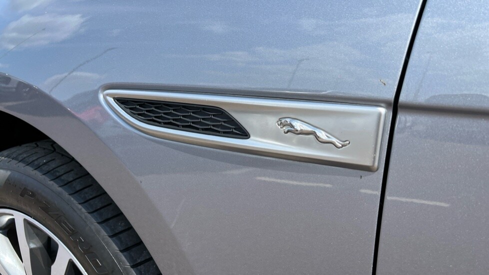 Used Jaguar F-Pace 2021 for sale - 76095889: Photo 20