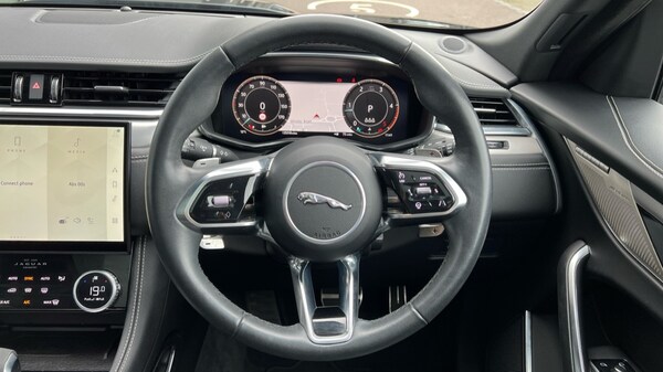 Used Jaguar F-Pace 2023 for sale - 76208823: Photo 15
