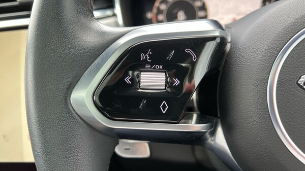 Used Jaguar F-Pace 2023 for sale - 76208823: Photo 36