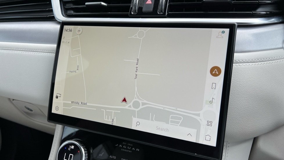 Used Jaguar F-Pace 2022 for sale - 76095936: Photo 11