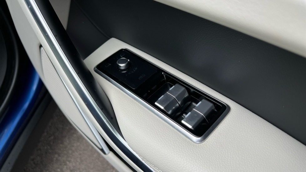 Used Jaguar F-Pace 2022 for sale - 76095936: Photo 25