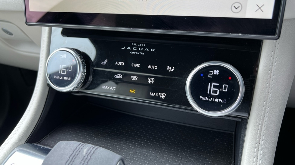 Used Jaguar F-Pace 2022 for sale - 76095936: Photo 41