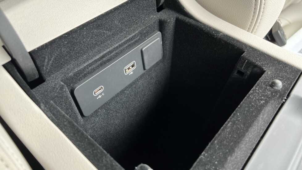 Used Jaguar F-Pace 2022 for sale - 76095936: Photo 43