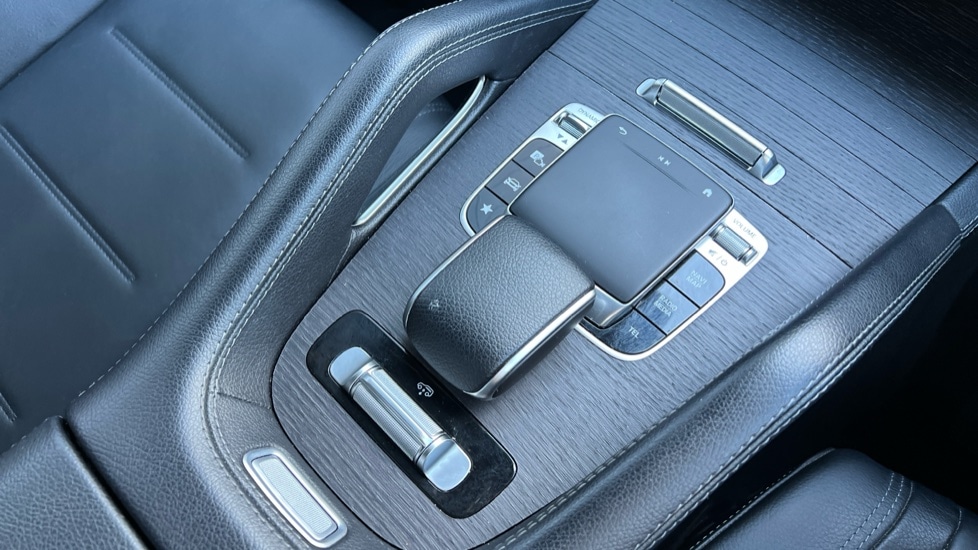 Used Mercedes-Benz GLE 2021 for sale - 76872215: Photo 29