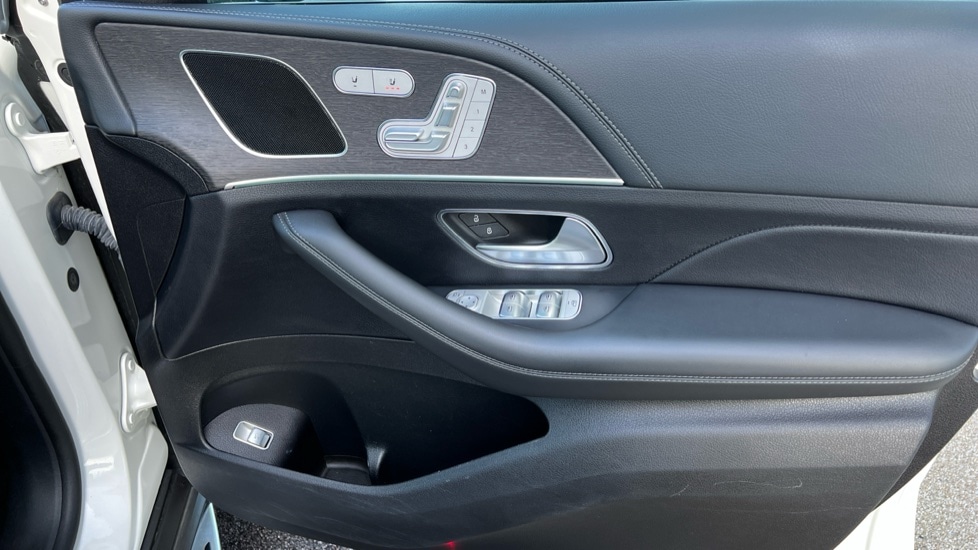 Used Mercedes-Benz GLE 2021 for sale - 76872215: Photo 30