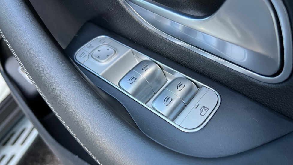 Used Mercedes-Benz GLE 2021 for sale - 76872215: Photo 31