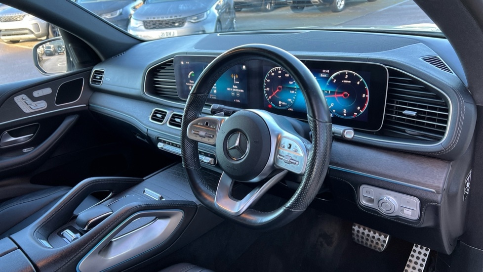Used Mercedes-Benz GLE 2021 for sale - 76872215: Photo 9