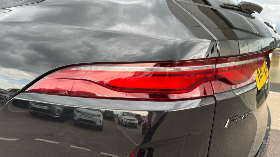 Used Jaguar F-Pace 2022 for sale - 76074537: Photo 19