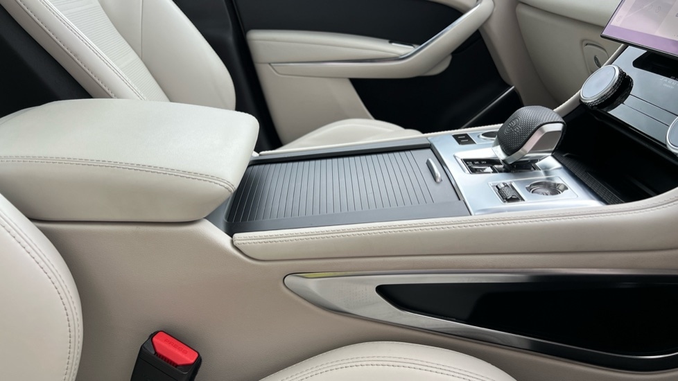 Used Jaguar F-Pace 2022 for sale - 76074537: Photo 21