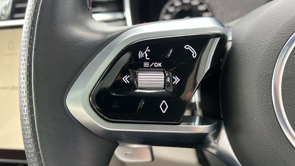 Used Jaguar F-Pace 2022 for sale - 76074537: Photo 37