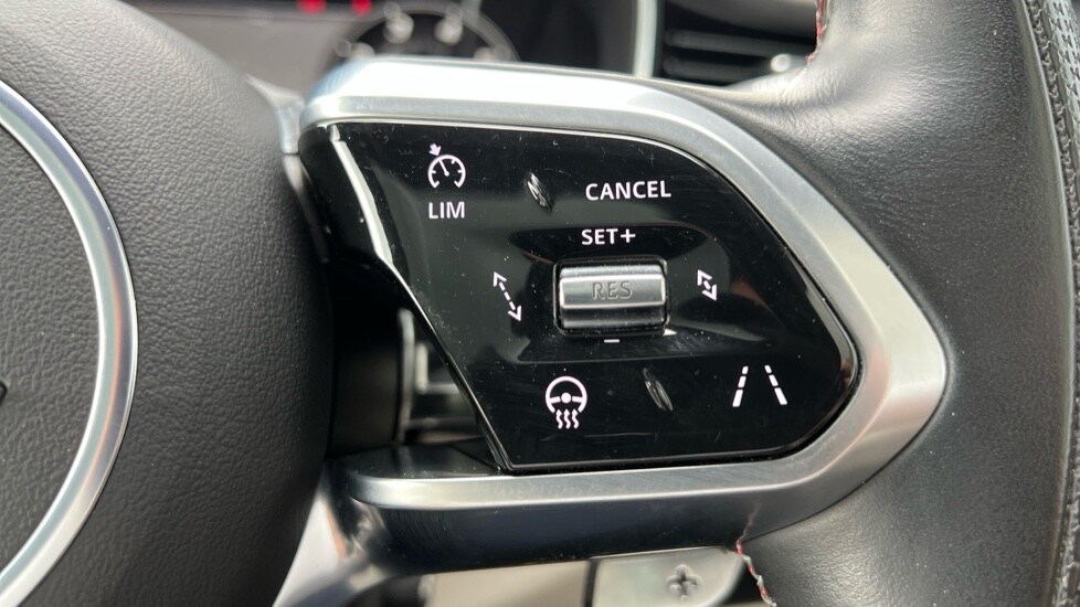 Used Jaguar F-Pace 2022 for sale - 76074537: Photo 38