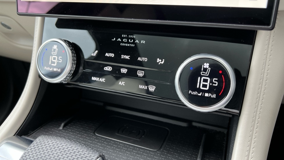 Used Jaguar F-Pace 2022 for sale - 76074537: Photo 45