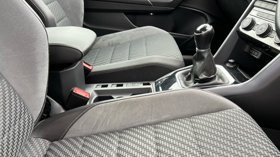 Used Volkswagen T-Roc 2020 for sale - 76104194: Photo 26