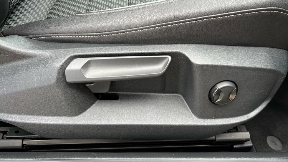 Used Volkswagen T-Roc 2020 for sale - 76104194: Photo 27