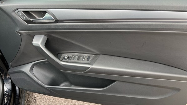 Used Volkswagen T-Roc 2020 for sale - 76104194: Photo 28