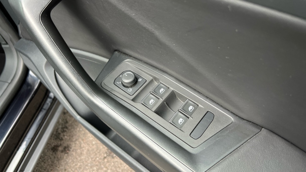 Used Volkswagen T-Roc 2020 for sale - 76104194: Photo 29