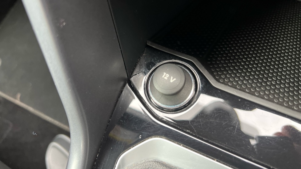 Used Volkswagen T-Roc 2020 for sale - 76104194: Photo 45