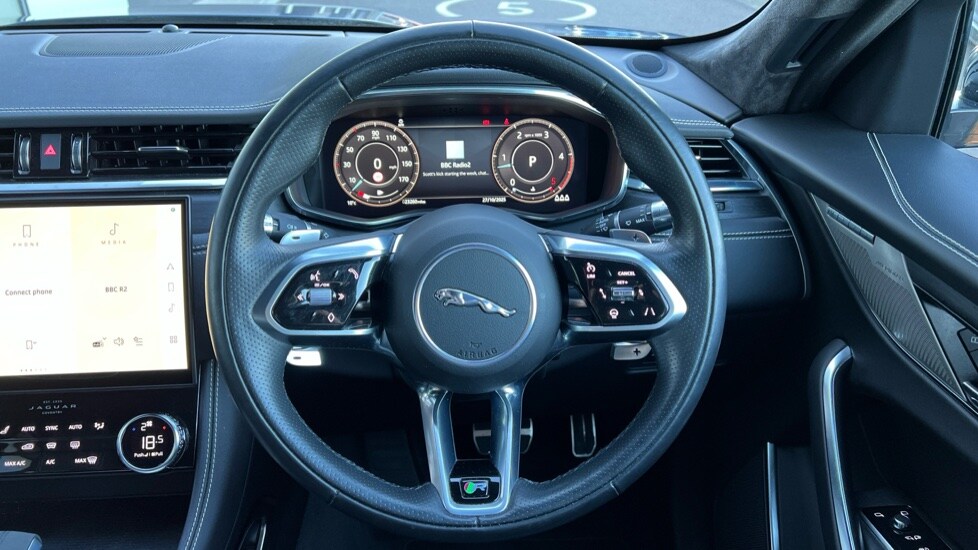 Used Jaguar F-Pace 2022 for sale - 76597848: Photo 15