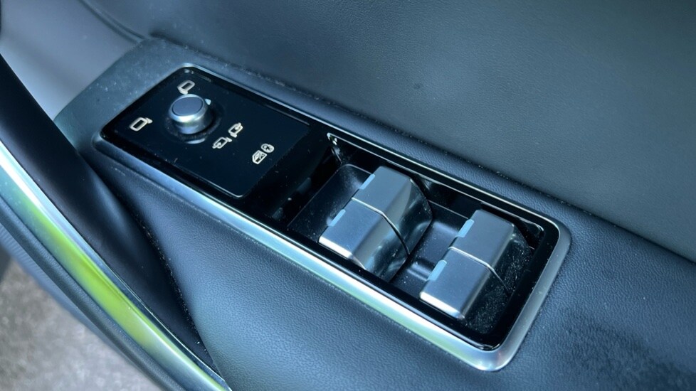 Used Jaguar F-Pace 2022 for sale - 76597848: Photo 24