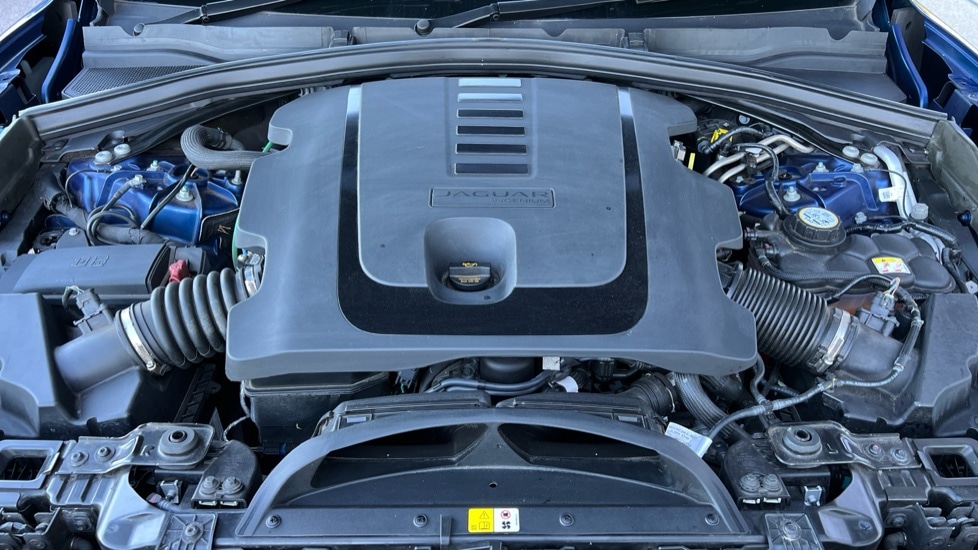 Used Jaguar F-Pace 2022 for sale - 76597848: Photo 34