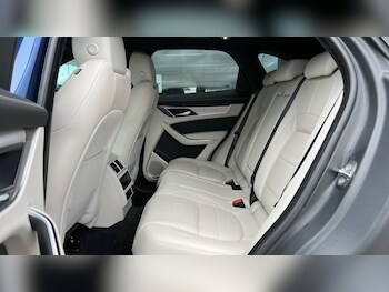 Used Jaguar F-Pace 2022 for sale - 75738524: Photo