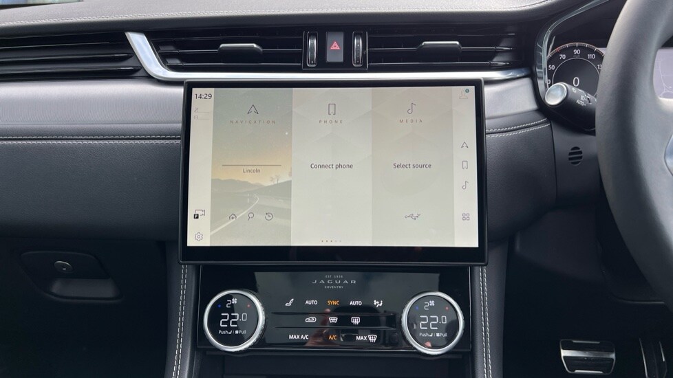 Used Jaguar F-Pace 2023 for sale - 76034025: Photo 14