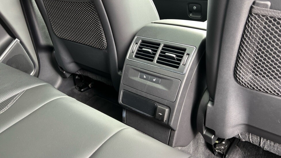 Used Jaguar F-Pace 2023 for sale - 76034025: Photo 18