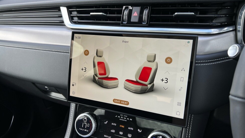 Used Jaguar F-Pace 2023 for sale - 76034025: Photo 43