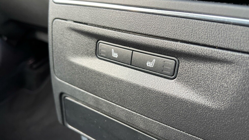 Used Jaguar F-Pace 2023 for sale - 76034025: Photo 47