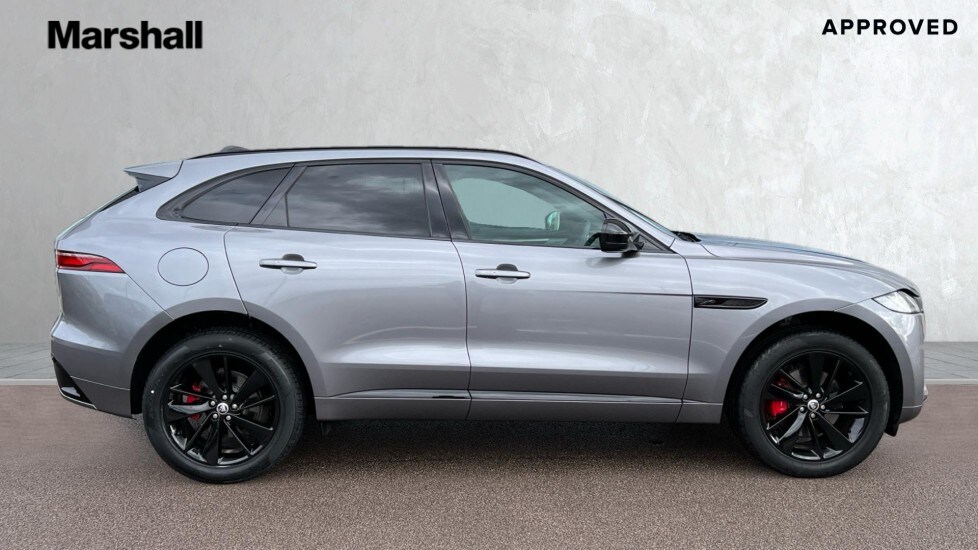 Used Jaguar F-Pace 2023 for sale - 76034025: Photo 5