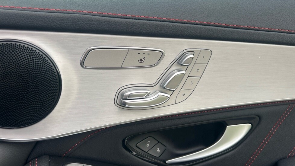 Used Mercedes-Benz GLC 2022 for sale - 76873626: Photo 31