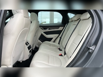 Used Jaguar F-Pace 2022 for sale - 75698772: Photo