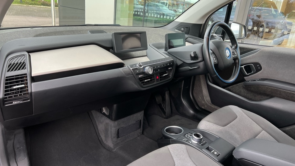 Used BMW i3 2017 for sale - 76873700: Photo 10