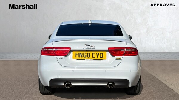 Used Jaguar XE 2018 for sale - 76190930: Photo 6