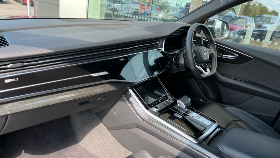Used Audi Q8 2021 for sale - 76096038: Photo 10