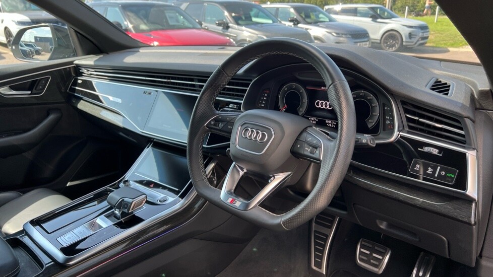 Used Audi Q8 2021 for sale - 76096038: Photo 9