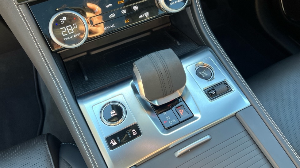 Used Jaguar F-Pace 2024 for sale - 76873069: Photo 13