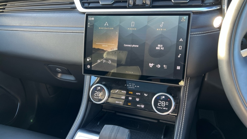 Used Jaguar F-Pace 2024 for sale - 76873069: Photo 14