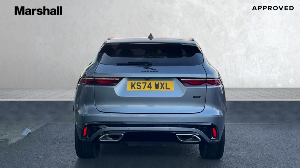 Used Jaguar F-Pace 2024 for sale - 76873069: Photo 6