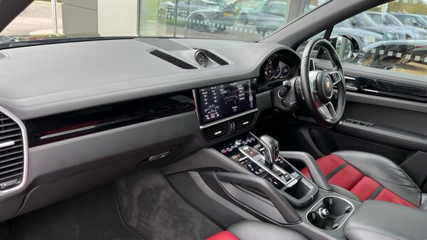 Used Porsche Cayenne 2019 for sale - 76161229: Photo 10