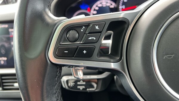 Used Porsche Cayenne 2019 for sale - 76161229: Photo 23