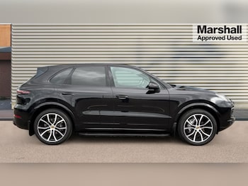Used Porsche Cayenne 2019 for sale - 76161229: Photo 2