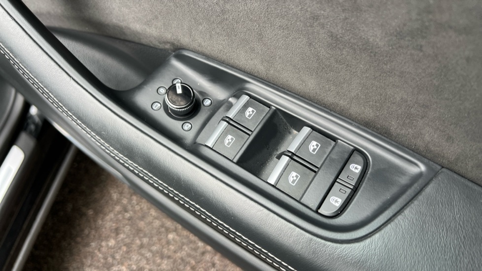 Used Audi Q8 2022 for sale - 76442138: Photo 31