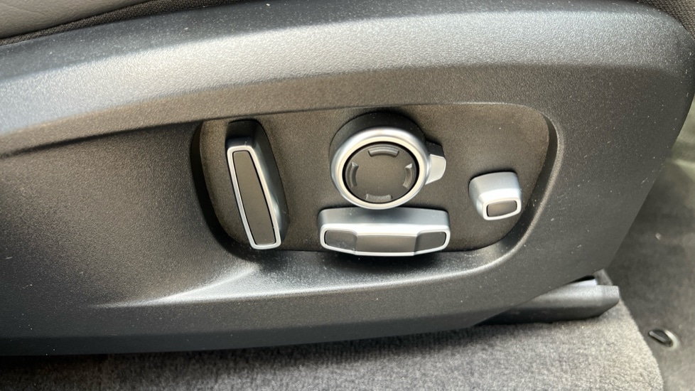 Used Jaguar F-Pace 2024 for sale - 75992917: Photo 22