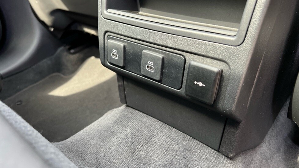 Used Jaguar F-Pace 2024 for sale - 75992917: Photo 47