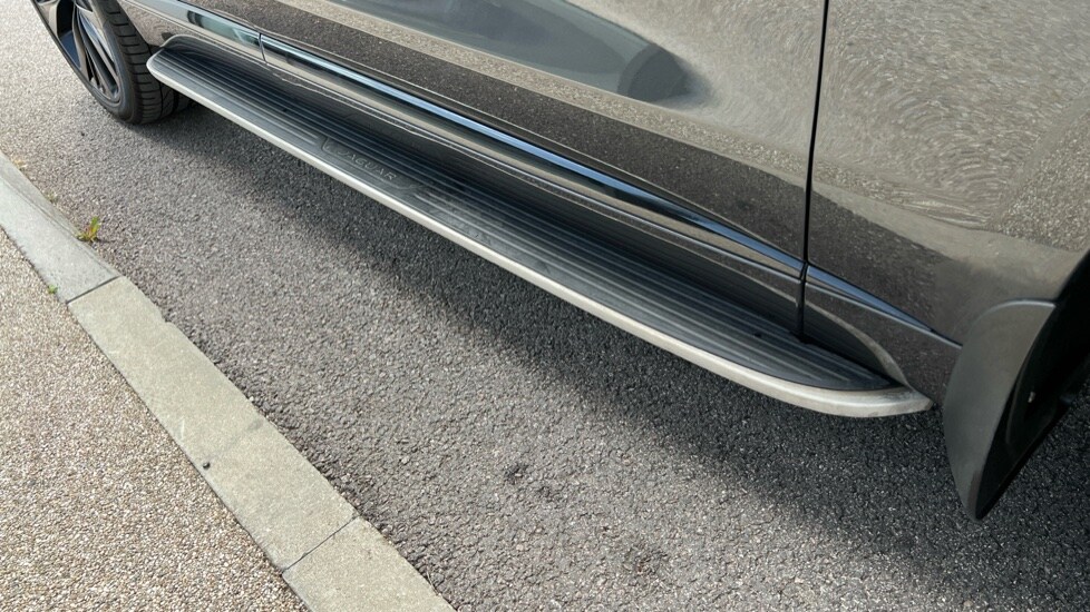 Used Jaguar F-Pace 2024 for sale - 75992917: Photo 56