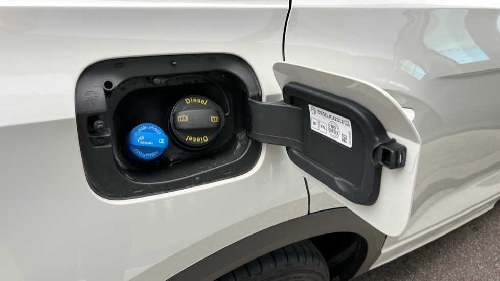 Used Volkswagen T-Roc 2023 for sale - 76442154: Photo 21