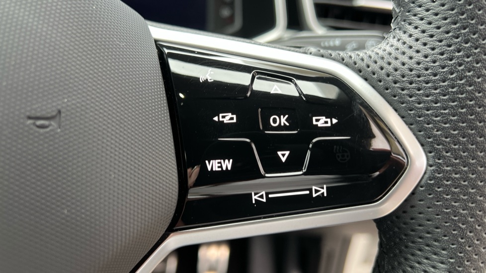 Used Volkswagen T-Roc 2023 for sale - 76442154: Photo 22