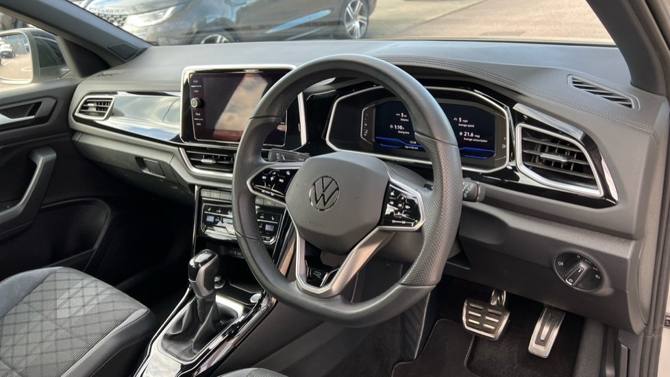 Used Volkswagen T-Roc 2023 for sale - 76442154: Photo 9